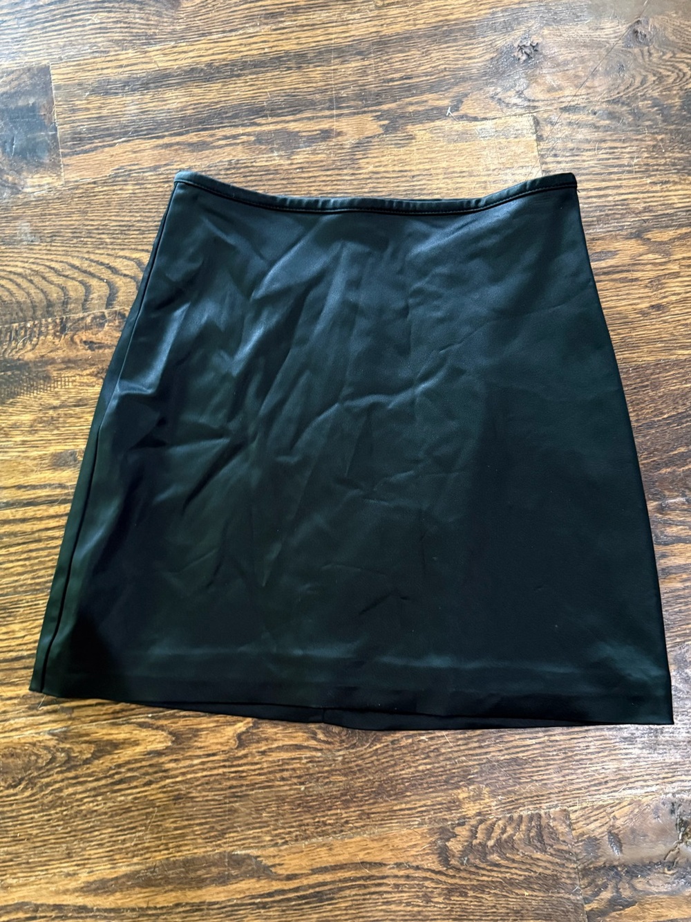 Aritzia Wilfred Black Satin Mini Skirt - Womens Size 00 EUC